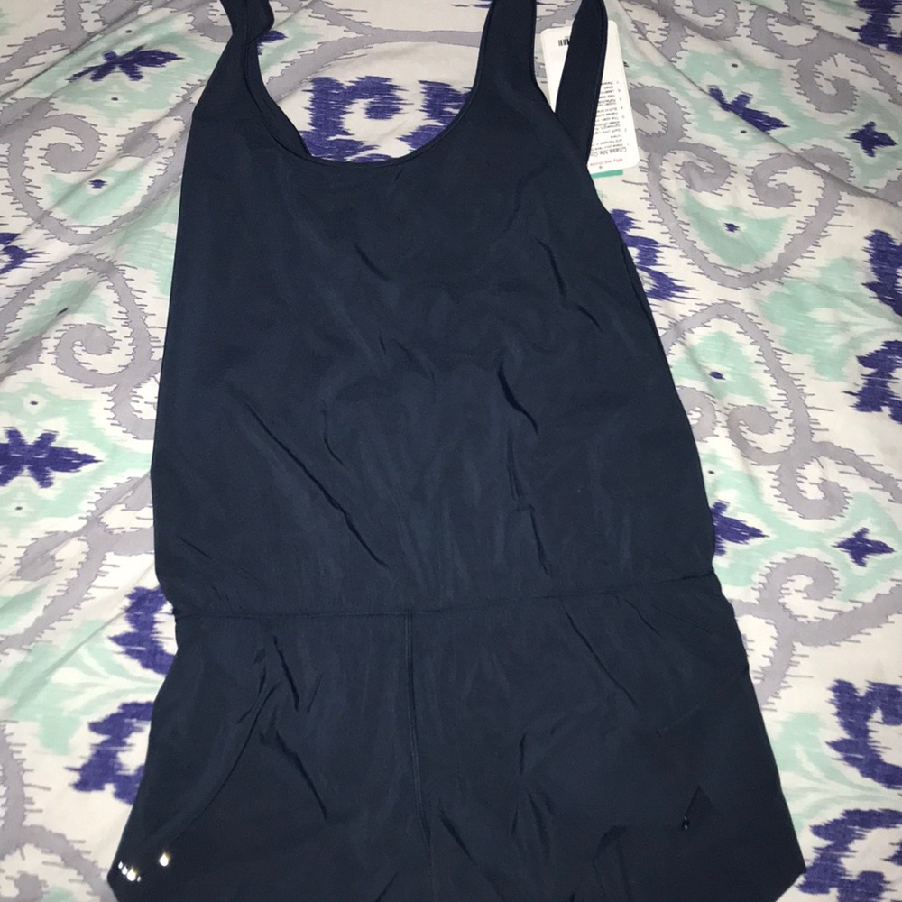 Lulu lemon “chase me onesie” navy blue. Size 8